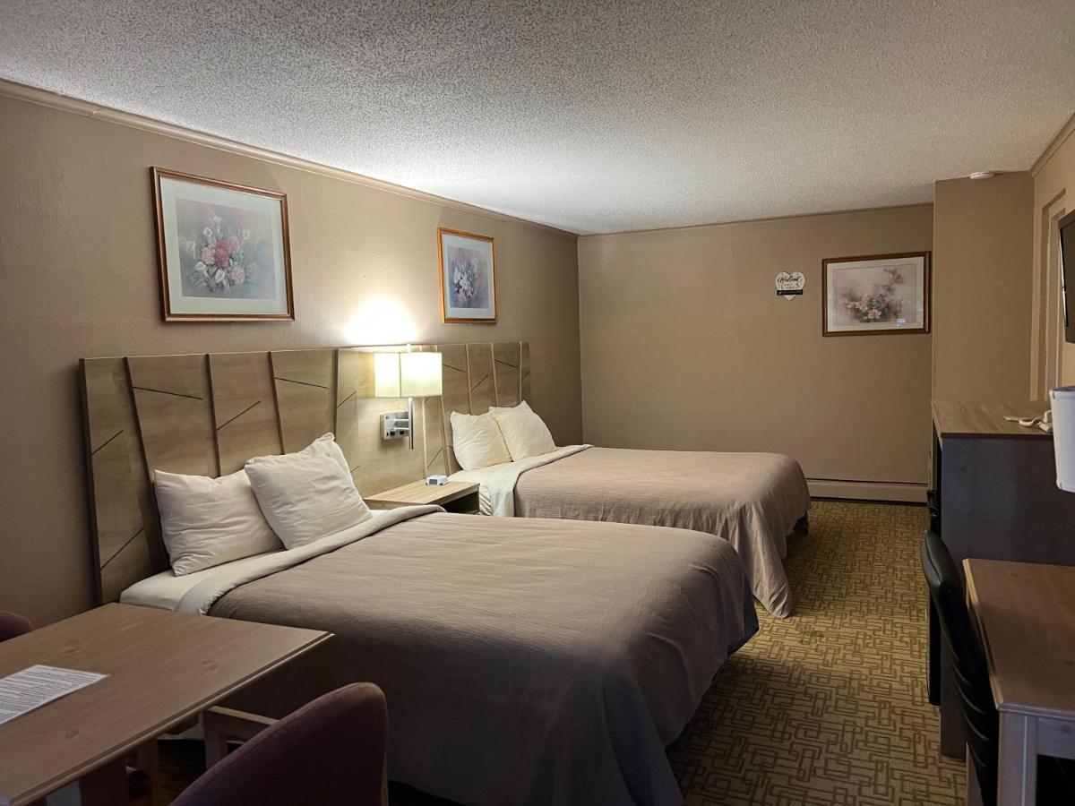 Viking Arms Inn - Ludington Zewnętrze zdjęcie