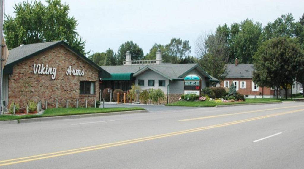 Viking Arms Inn - Ludington Zewnętrze zdjęcie